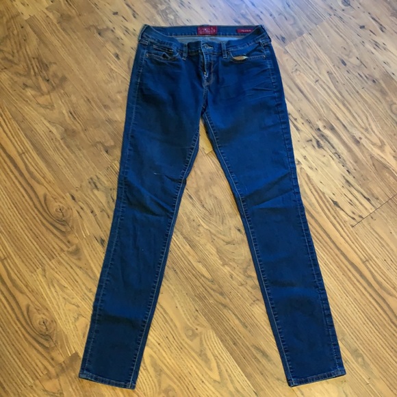 Lucky Brand jeans ๐ - Picture 7 of 9